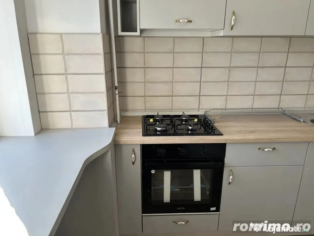 1 camera in zona Spitalului Judetean