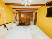 CASA DEOSEBITA DE VANZARE INTRERAURI, COAS 