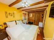 CASA DEOSEBITA DE VANZARE INTRERAURI, COAS 