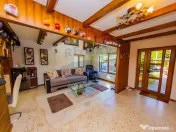 CASA DEOSEBITA DE VANZARE INTRERAURI, COAS 