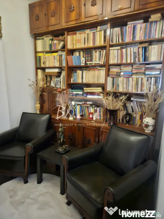 Apartament 2 camere + pod amenajat, situat pe Str. Ștefan c