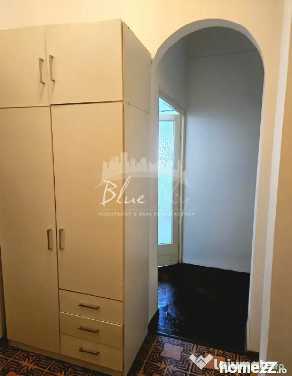 Apartament 2 camere + pod amenajat, situat pe Str. Ștefan c