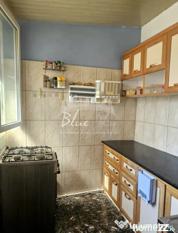 Apartament 2 camere + pod amenajat, situat pe Str. Ștefan c
