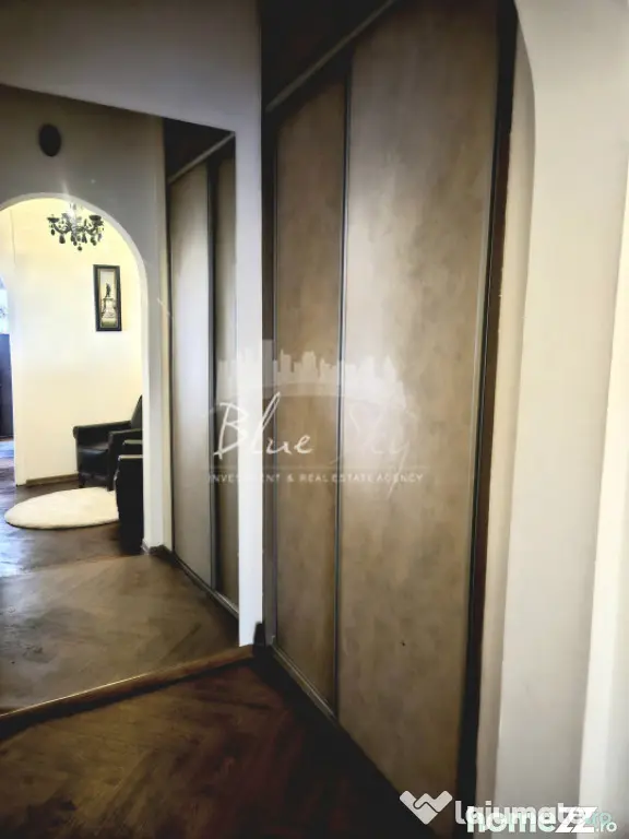 Apartament 2 camere + pod amenajat, situat pe Str. Ștefan c