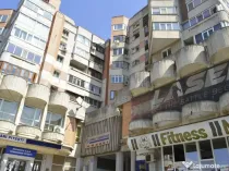 Centru - Apartament 4 camere - 103 mp, 3 balcoane, loc de...