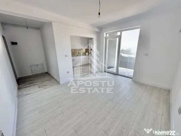 Apartament cu 2 camere, bucatarie separata disponibil imediat - Giroc (Timis)