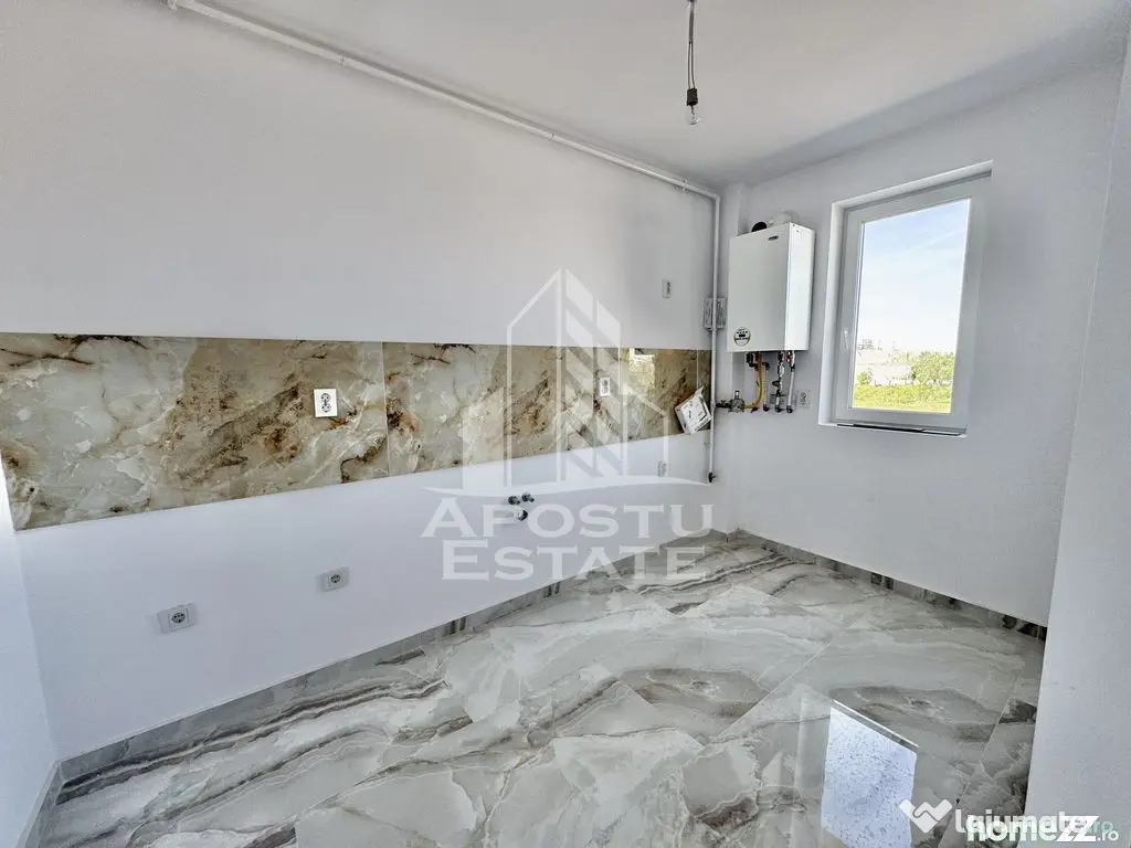 Apartament cu 2 camere, bucatarie separata disponibil imediat - Giroc (Timis)