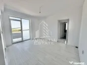 Apartament cu 2 camere, bucatarie separata disponibil imediat