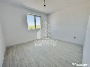 Apartament cu 2 camere, bucatarie separata disponibil imediat