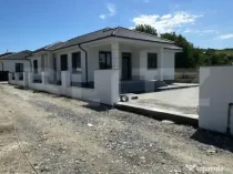 Casă modernă pe un singur nivel, 118 mp utili, în cea mai