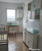 Apartament cu 3 camera, zona Spitalului