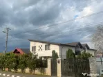 Casă spațioasă, complet mobilată, cu teren generos – F