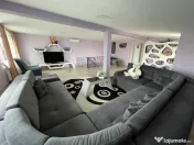 Casă spațioasă, complet mobilată, cu teren generos – F 