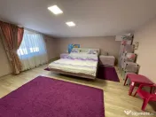 Casă spațioasă, complet mobilată, cu teren generos – F 