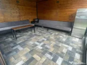 Casă spațioasă, complet mobilată, cu teren generos – F 