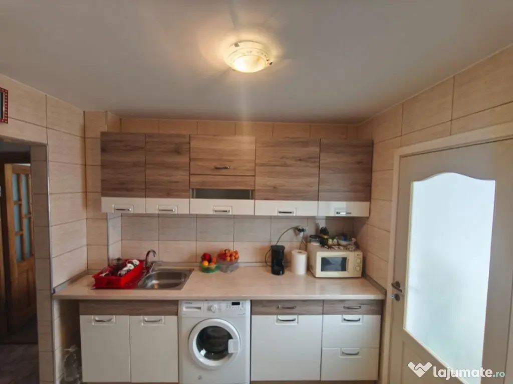 Apartament 2 camere, 49 mp, decomandat, Siret