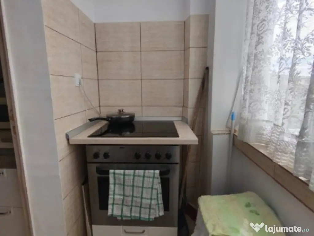 Apartament 2 camere, 49 mp, decomandat, Siret