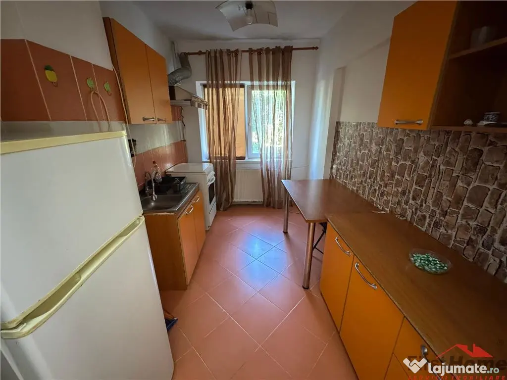 Apartament 2 camere, parter, zona Garii / Barsei, mobilat si
