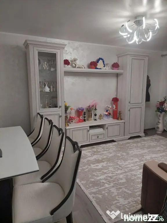 Apartament 3 camere Calea Calarasilor/Viziru