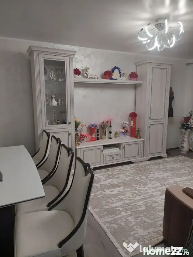 Apartament 3 camere Calea Calarasilor/Viziru