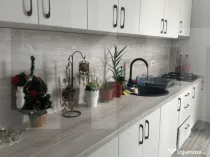 Apartament de vanzare, cu 5 camere, 160 mp, zona Vlaicu