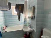 Ap 3 camere decomandat - zona Racadau 