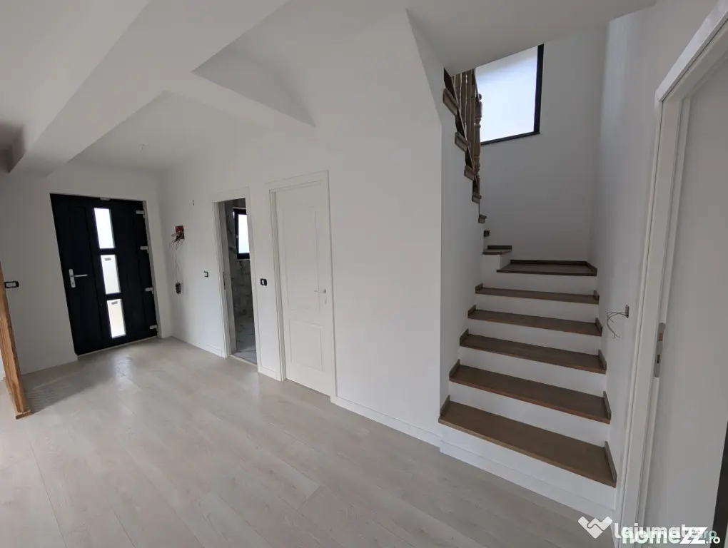 Zonă rezidențială Lilieci - Vila noua finalizare decembri