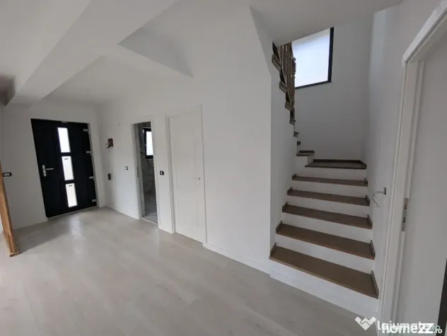 Zonă rezidențială Lilieci - Vila noua finalizare decembri