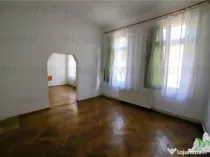 Apartament cu 4 camere de , Ultracentral, Kogalniceanu, cu