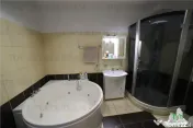 Apartament cu 4 camere de , Ultracentral, Kogalniceanu, cu 