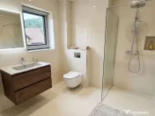 Apartament cu 4 camere 125 mp (4 garsoniere) la cheie + 6... 