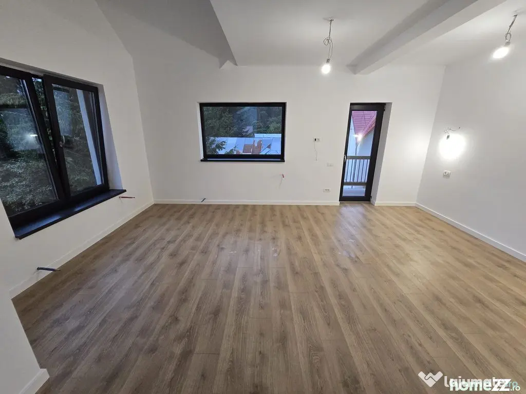 Apartament cu 4 camere 125 mp (4 garsoniere) la cheie + 6...