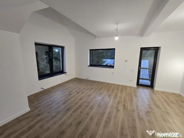 Apartament cu 4 camere 125 mp (4 garsoniere) la cheie + 6...