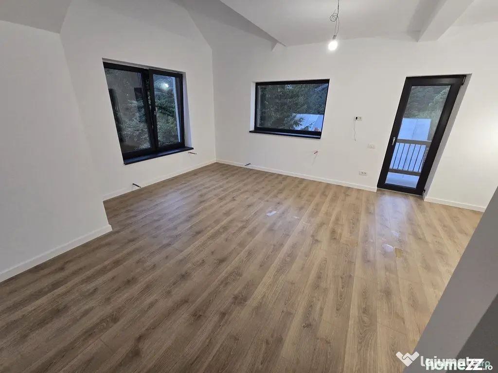 Apartament cu 4 camere 125 mp (4 garsoniere) la cheie + 6...