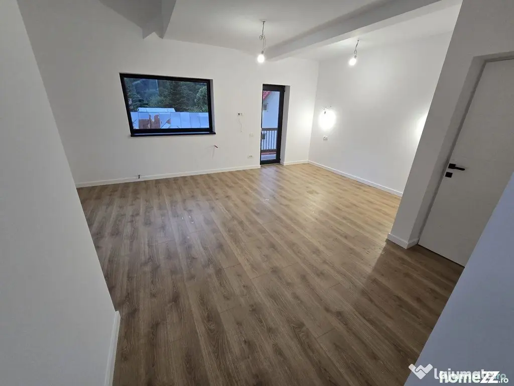 Apartament cu 4 camere 125 mp (4 garsoniere) la cheie + 6...