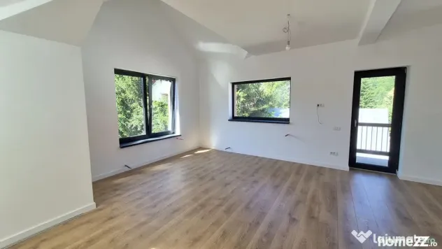 Apartament cu 4 camere 125 mp (4 garsoniere) la cheie + 6...