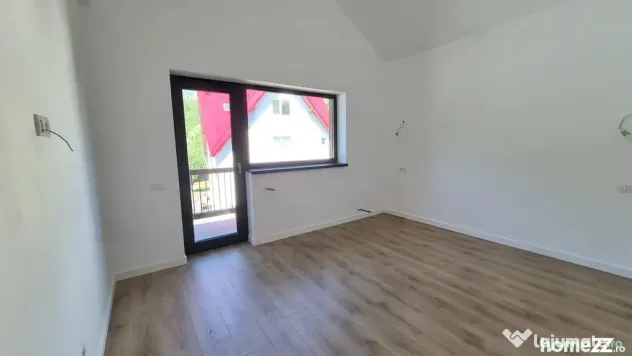 Apartament cu 4 camere 125 mp (4 garsoniere) la cheie + 6...