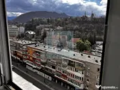 Ap 3 camere decomandat - zona Grivitei 