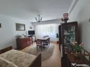 Zonă verde- apartament două camere decomandate, cu îmbun? 