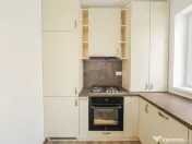 Apartament premium cu parcare subterană și boxă – Su... 