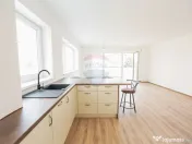 Apartament premium cu parcare subterană și boxă – Su... 