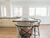 Apartament premium cu parcare subterană și boxă – Su... 