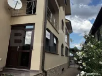 Casa S+P+2, teren 1200 mp, zona Lapus