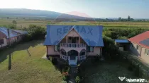 Casă / Vilă cu 6 camere in Bolotești, mobilată și ut...