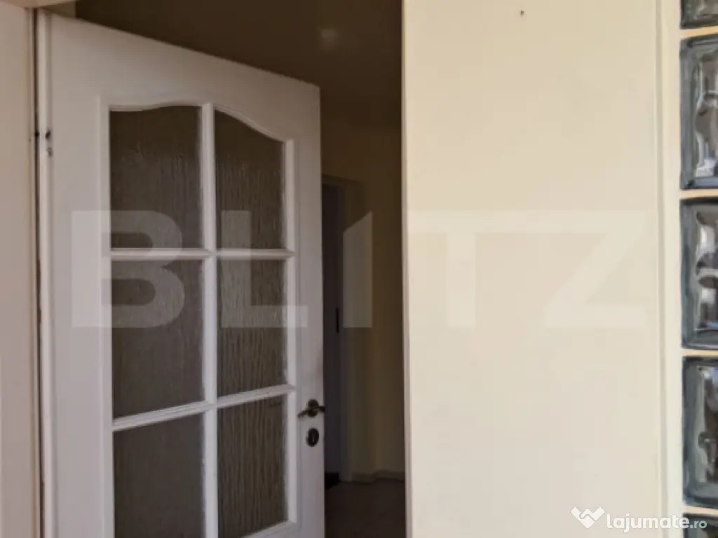 Casa cu 3 camere, 88 mp, teren 240 mp, zona Liceului Economi