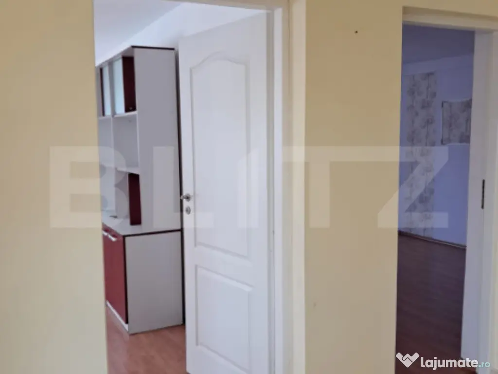 Casa cu 3 camere, 88 mp, teren 240 mp, zona Liceului Economi