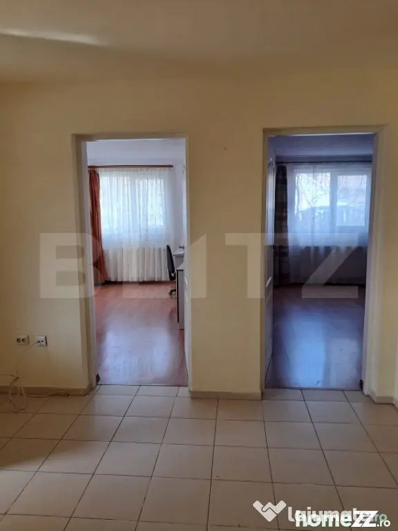Casa cu 3 camere, 88 mp, teren 337 mp, zona Liceului Economi - Suceava (Suceava)