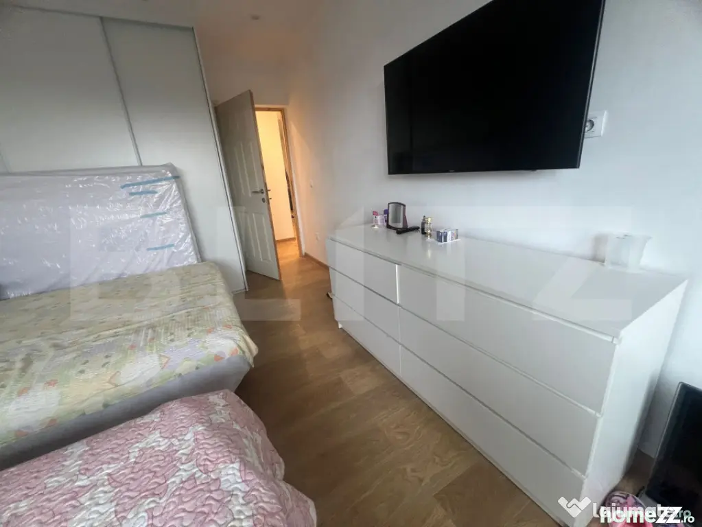 Casa cu 5 camere, 217 mp utili, 1396 mp teren, Cartierul Pri