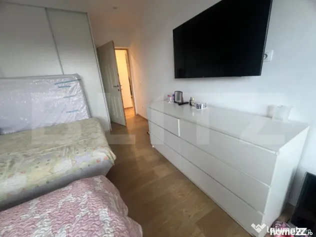Casa cu 5 camere, 217 mp utili, 1396 mp teren, Cartierul Pri