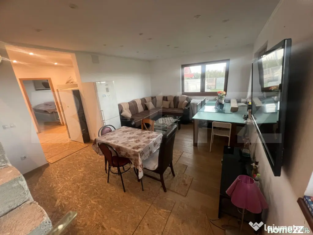Casa cu 5 camere, 217 mp utili, 1396 mp teren, Cartierul Pri